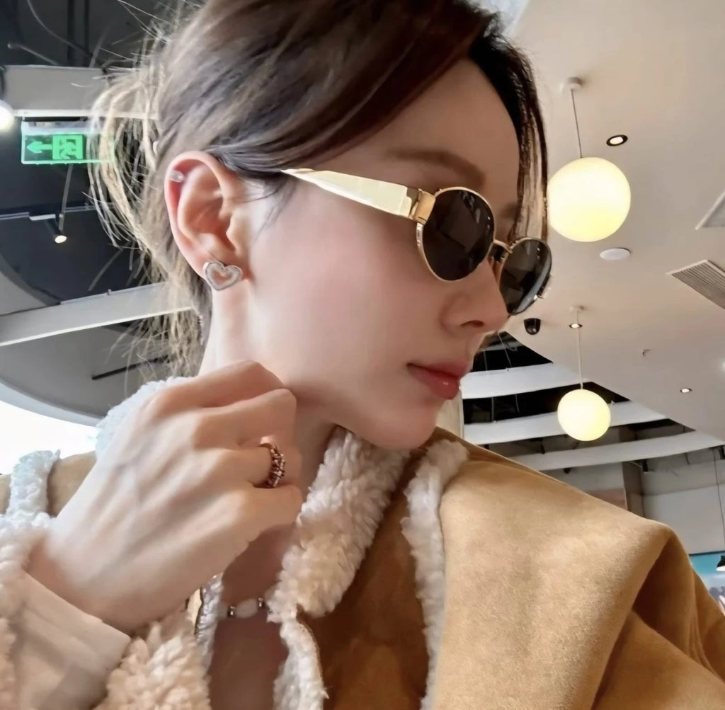 Chic Oval Metal Frame Sunglasses - Tinted Lenses, Gold & Black Detail